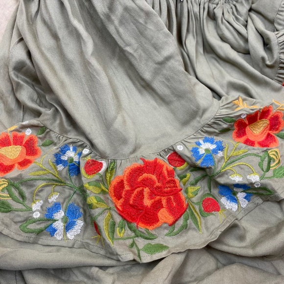 Altar’d State Off Shoulder Floral Embroidered Top - Picture 8 of 9